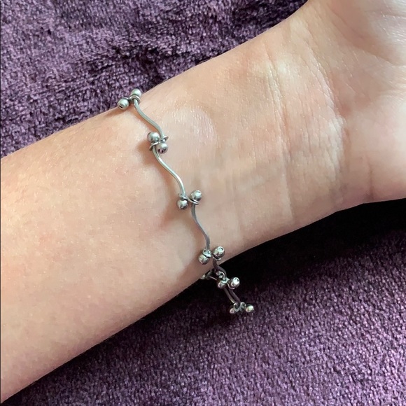 Avon Bracelet - Picture 6 of 6